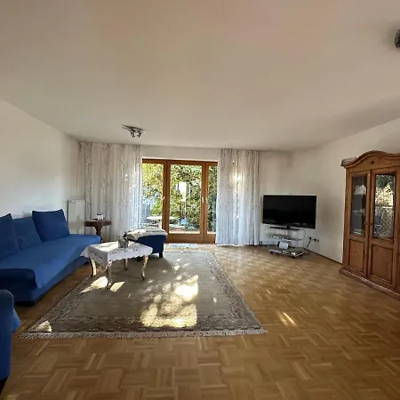 Angelique Holiday home
